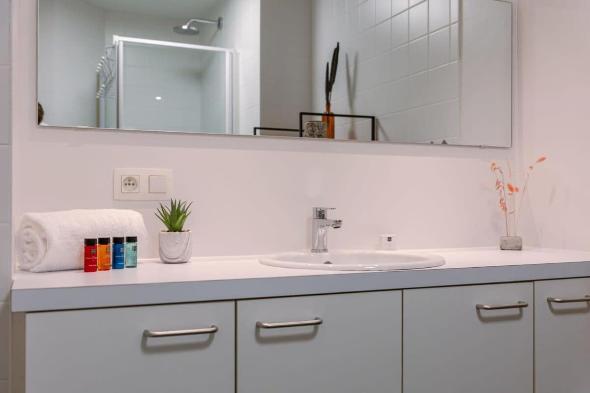 Appartement Huswell - Centrally Located With Sunny Terrace Oostende